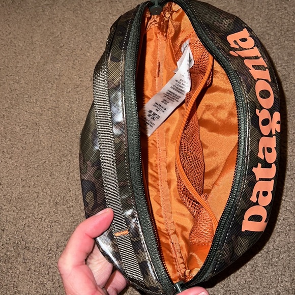NWT PATAGONIA BLACK HOLE PACK CUBE 3L TOILETRIES DOPP KIT BASIN GREEN/CAMO $35 - Picture 10 of 14